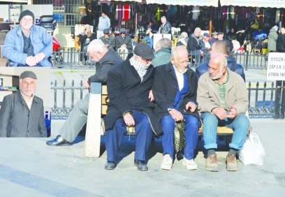 Emeklilerin zamdan umudu yok