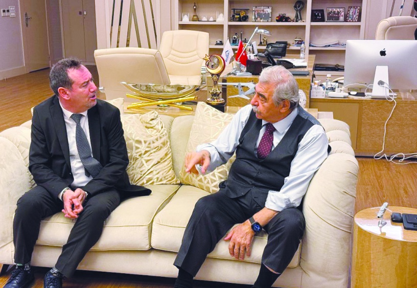 Azim ve çalışmayla Türkiye’nin ilk  uzay mühendislerinden biri oldu