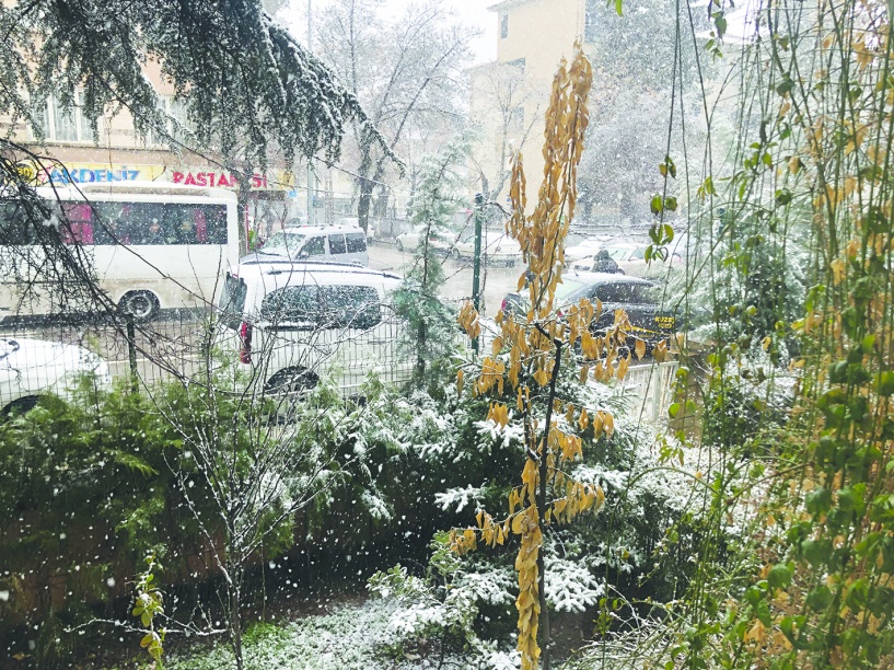 Kar yağışı nedeniyle taşımalı eğitime 1 gün ara verildi