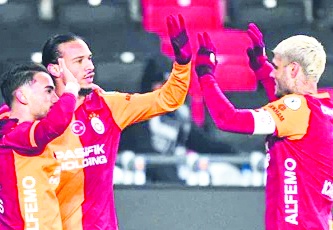 Aslan Antep’te güle oynaya: 4-1