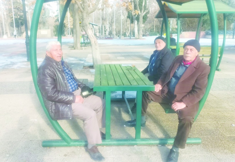 Emekliye bu zammı layık görmek  her şeyden önce “ÇOK AYIP!”