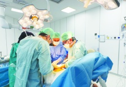 180. böbrek nakli yapıldı