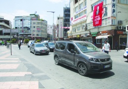 Türkiye’de satılan her 10 araçtan 7’si ithal