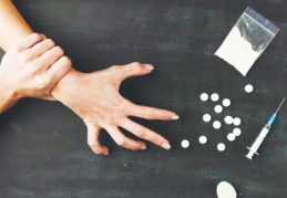 Uyuşturucuda en kritik dönem 15-24 yaş arası