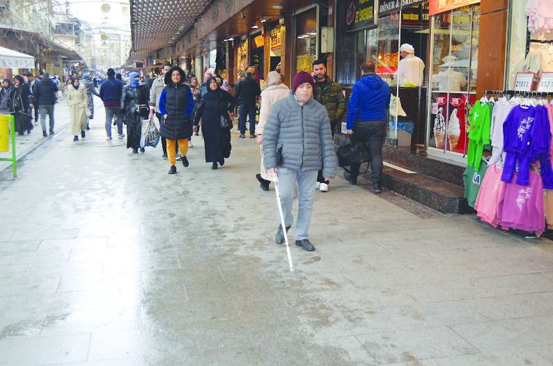 Engelli bireylerin ve ailelerinin yaşam hakkına açık bir saldırı
