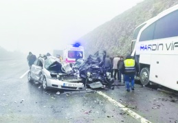 10 araç birbirine girdi, 2 kişi öldü