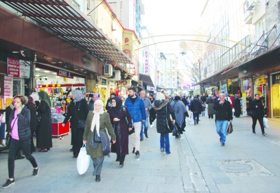 Yoksulluk, sağlıksız beslenmenin  gerekçesi hâline getirildi