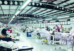 Tekstil ve hazır giyimde 11 ayda 5 bine  yakın şirket faaliyetini durdurdu