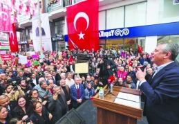 Yıkımdan sorumlu bir  iktidarla karşı karşıyayız