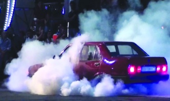 Drift yaparak tehlike yaratana 140 bin lira ceza geliyor