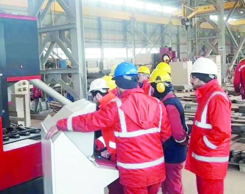 Döviz kurundaki dalgalanmalar sanayi  krizine dönüşüyor, cari açık kalıcılaşıyor