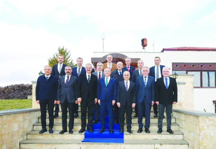 Bilginin raflarda değil, üretim  bantlarında karşılık bulması gerek