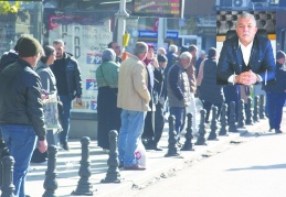 Zengin ve yoksulun eşit oranda  vergi ödediği adaletsiz sistemle  daha da yoksullaşıyoruz