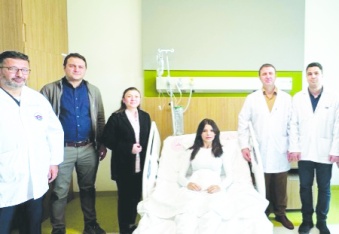 Böbreği kasığına nakledildi