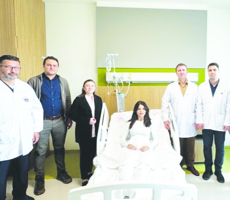 Böbreği kasığına nakledildi