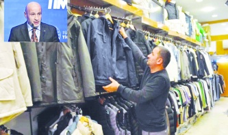 6 bin liralık mont  Türkiye'de 17 bin lira!