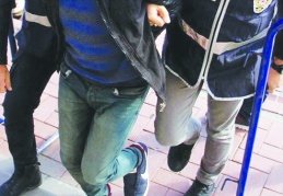 8 ille birlikte Antep’te FETÖ operasyonu, 16 kamu görevlisi gözaltına alındı!