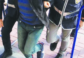 8 ille birlikte Antep’te FETÖ operasyonu, 16 kamu görevlisi gözaltına alındı!