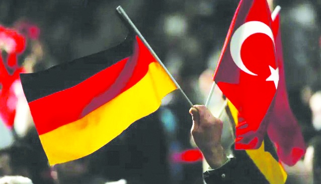 Alman vatandaşlığında Türk kökenliler ilk sıralara yer aldı