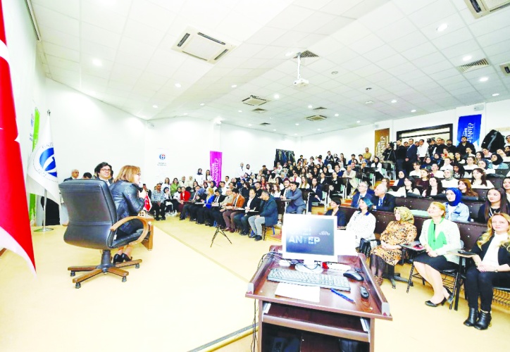 Gençlerin sosyal ve kültürel  yönden desteklenmesi önemli