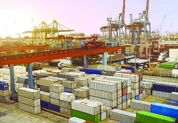 İhracatın ithalatı karşılama oranı düştü