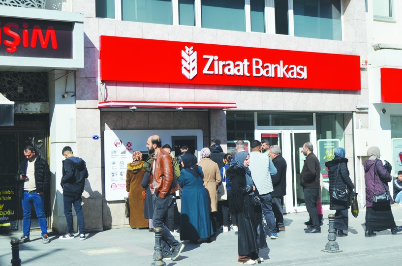 Vatandaş ağır borç yükünün  altından kalkamaz hale geldi