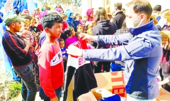 Derinleşen çocuk yoksulluğu doğrudan “okul”a yansıyor