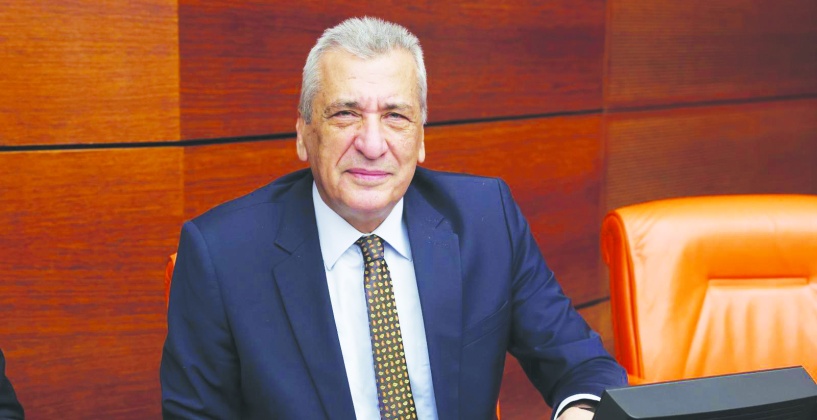 Gaziantep'in arka sokaklarında  çocuklar oynayacak park bulamıyor