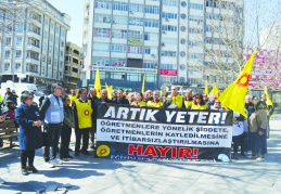 Derinleşen yoksulluk ve gençlerin  gelecek kaygısı şiddet riskini artırıyor