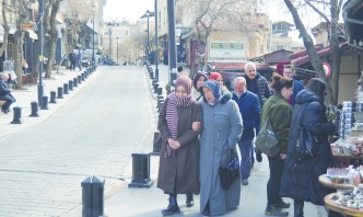 Kişi başına gelirdeki artışın bir  nedenini Suriyeli nüfusun azalması
