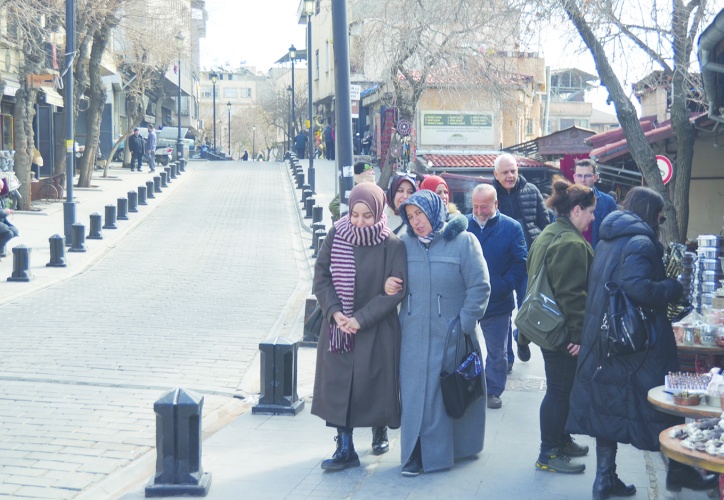 Kişi başına gelirdeki artışın bir  nedenini Suriyeli nüfusun azalması