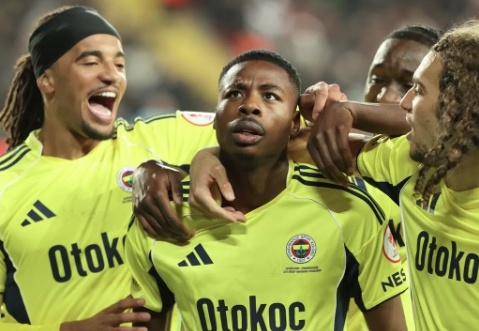 Gaziantep-Fenerbahçe maçının ardından Göle: 'Reaksiyon verdik, top bizde kaldı'