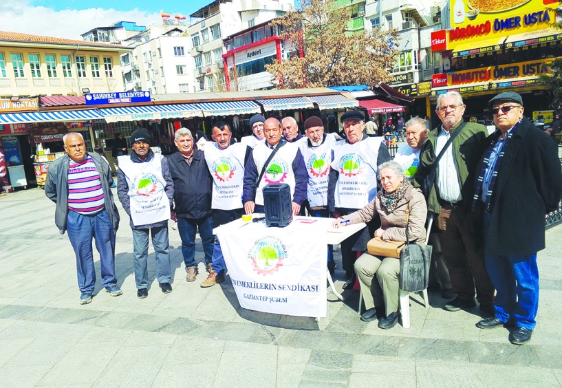 Bayramda torunlarına harçlık  veremeyecek emeklilerimiz var