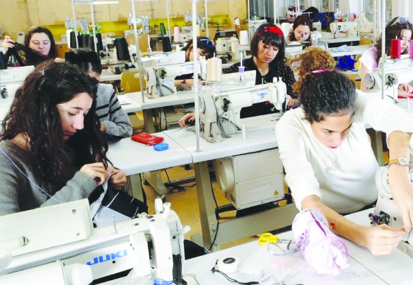 Kadınların istihdam oranı erkeklerin yarısından daha az!