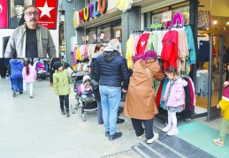 Gelir dağılımındaki adaletsizlik  toplumsal huzuru tehdit ediyor