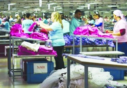 Kadınlar ekonomide “yedek ve ucuz  emek gücü” olmaya devam ediyor