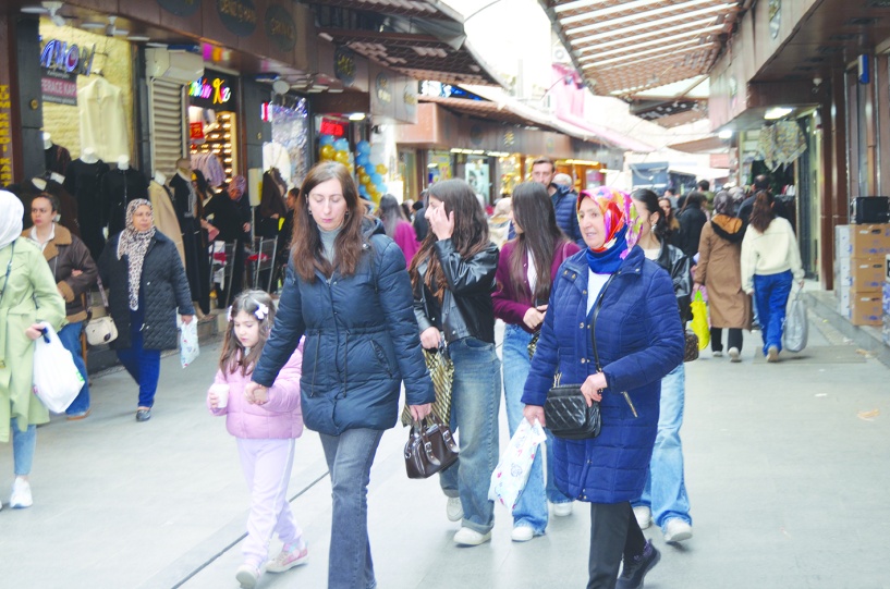 Toplumun yüzde 78’i Türkiye’de kadın  olmanın zor olduğunu düşünüyor