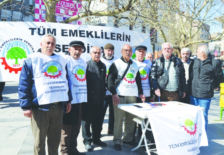 Beceriksiz ekonomik politikaların  faturası emeklilere çıkarılamaz