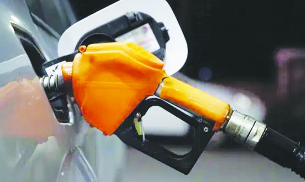 Akaryakıta bir zam daha geliyor