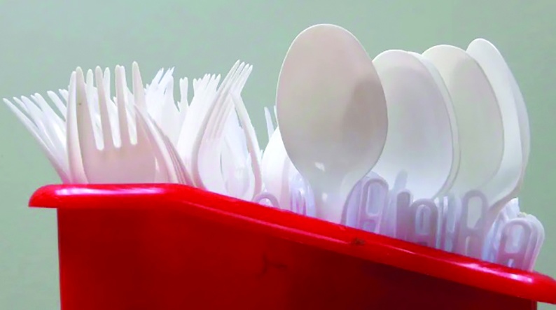 Tek kullanımlık plastik ürünlerin satışı yasaklanacak