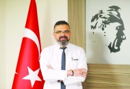 Sağlıkçılar özveriyle çalışıyor