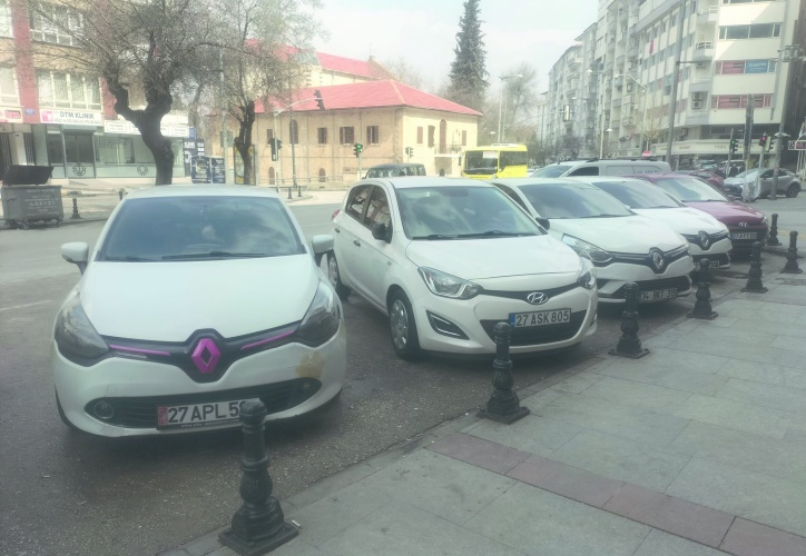 Araç sayısının artması beraberinde  mevcut sorunları da büyütüyor