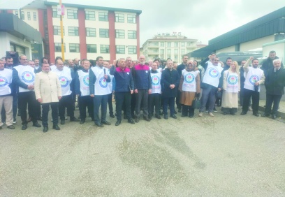 Eğitim çalışanı bankaların kar planlamasında  görmezden gelinecek bir kalem değil