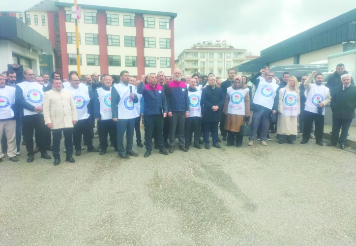 Eğitim çalışanı bankaların kar planlamasında  görmezden gelinecek bir kalem değil