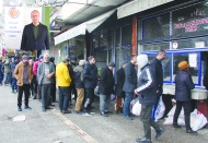 Bir dilim ekmek, bir bardak su hatta bir  ağaç geleceğimiz açısından çok önemli