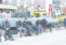 İşsiz sayısı bir ayda 133 bin kişi yükseldi!