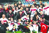 Ay yıldızlılar FIFA'dan dev para ödülünü de garantiledi