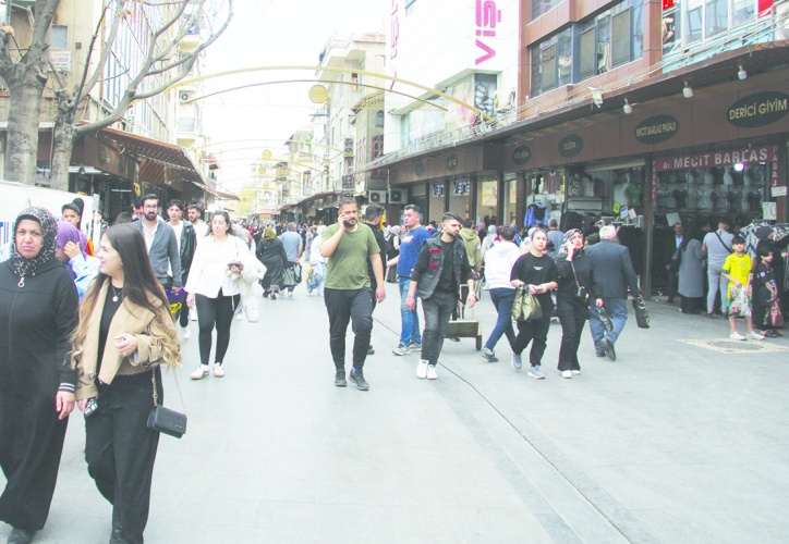 Bu gidişle vatandaşın üzerindeki elbiseye kadar alacaklar