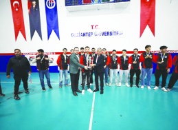 Erkek Salon Futbolu Takımı birinci oldu
