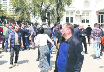 Bir öğrenciye peş peşe ateş açtılar